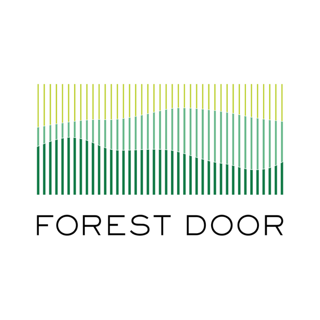 forest doorのロゴ